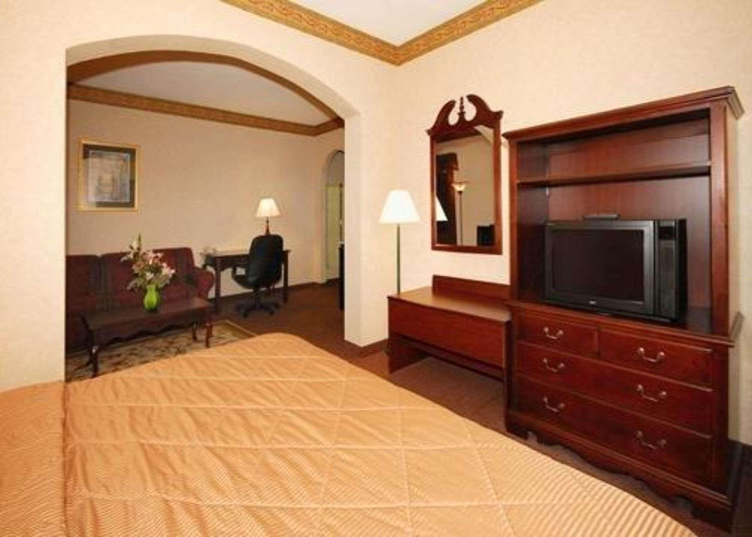 Quality Inn & Suites Tarboro - Kingsboro Ngoại thất bức ảnh